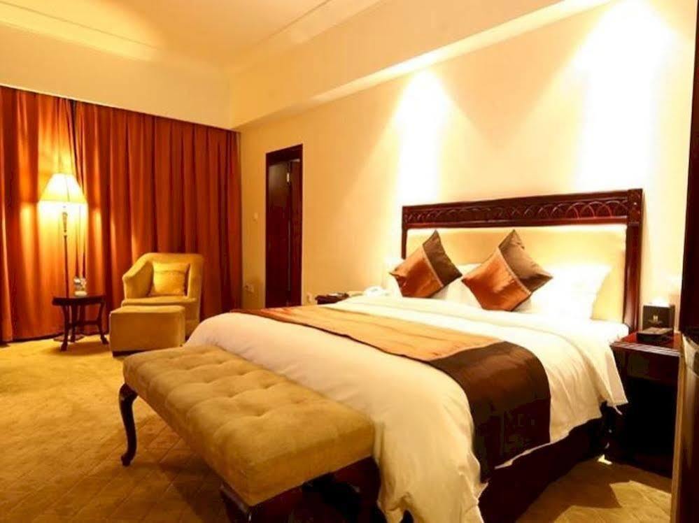 Huaxin International Hotel Нинбо Екстериор снимка