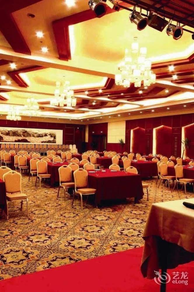 Huaxin International Hotel Нинбо Екстериор снимка